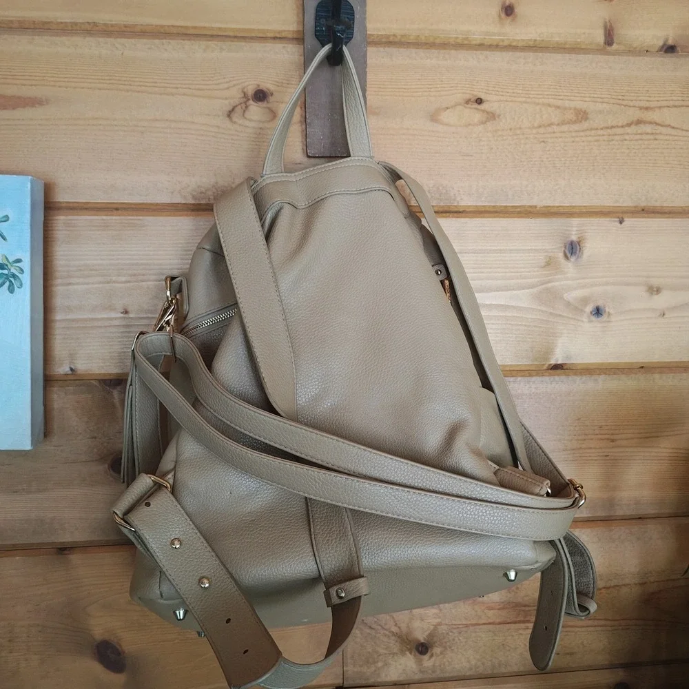 Luli Bebe‎ Diaper Bag Back Pack Vegan Leather Tan ZB4